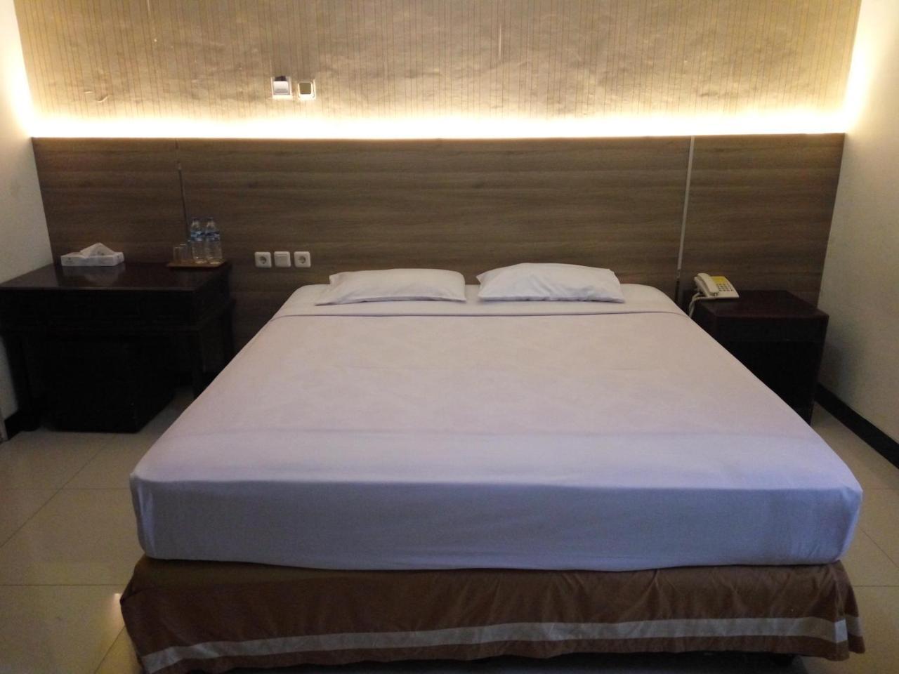 Hotel Matahari Джокякарта Екстериор снимка