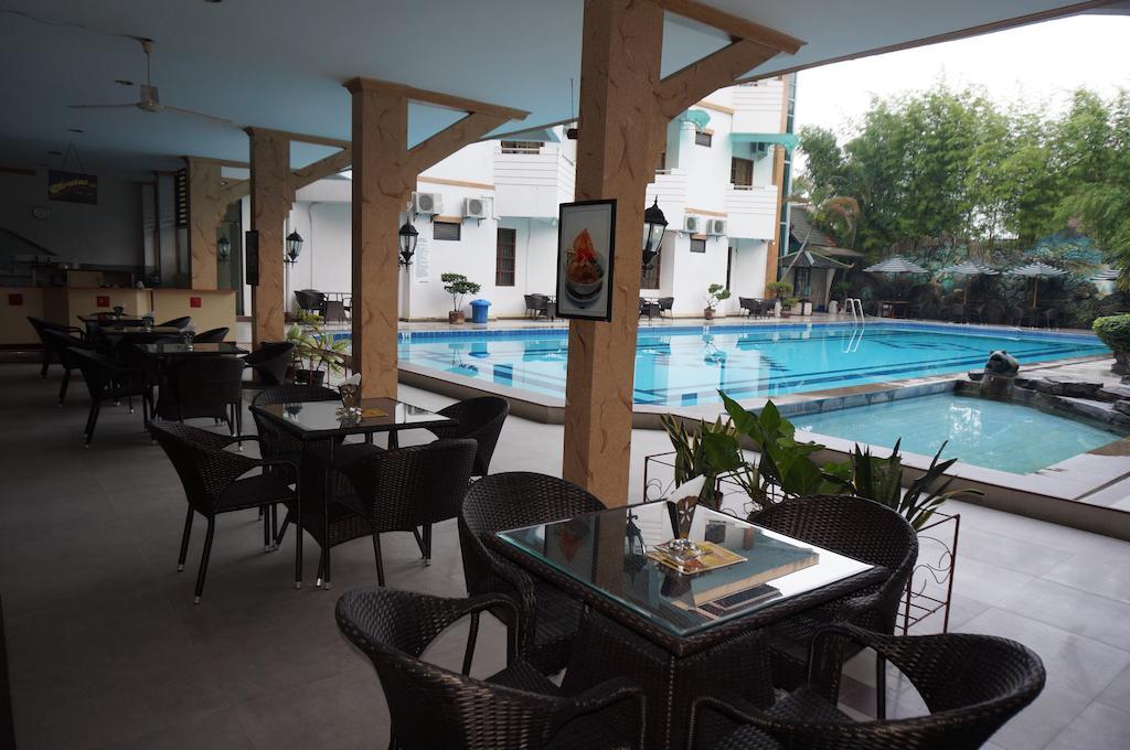 Hotel Matahari Джокякарта Екстериор снимка
