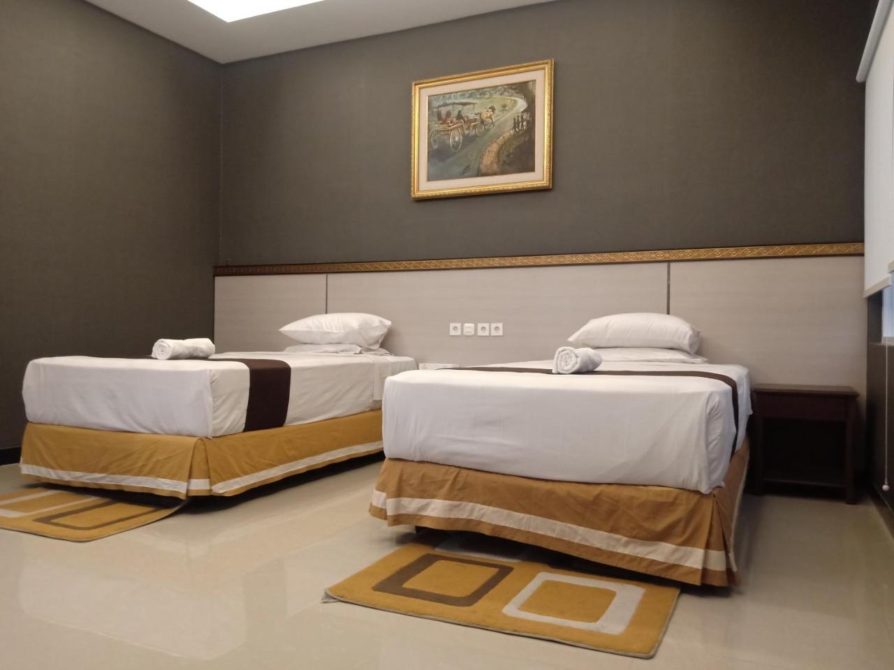 Hotel Matahari Джокякарта Екстериор снимка